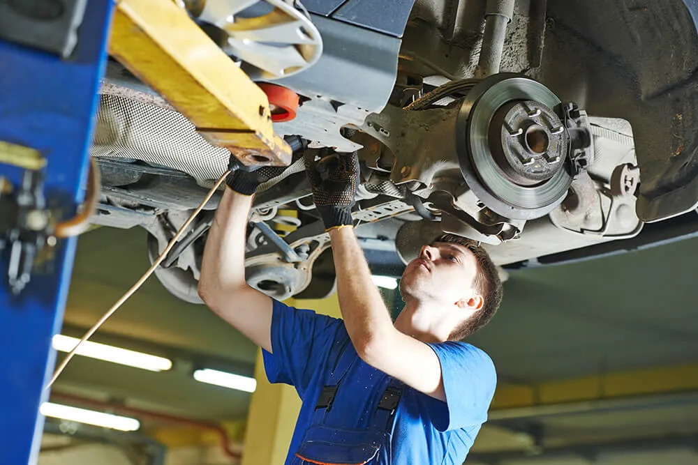 Essential Maintenance: The Impact of Filters and Fluids on Vehicle Performance